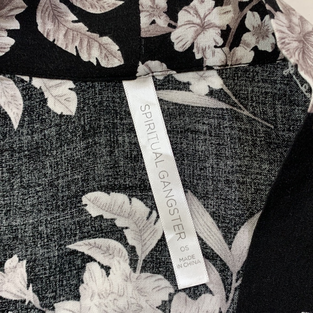 Spiritual Gangster Maya Black Floral Kimono - Picture 6 of 8